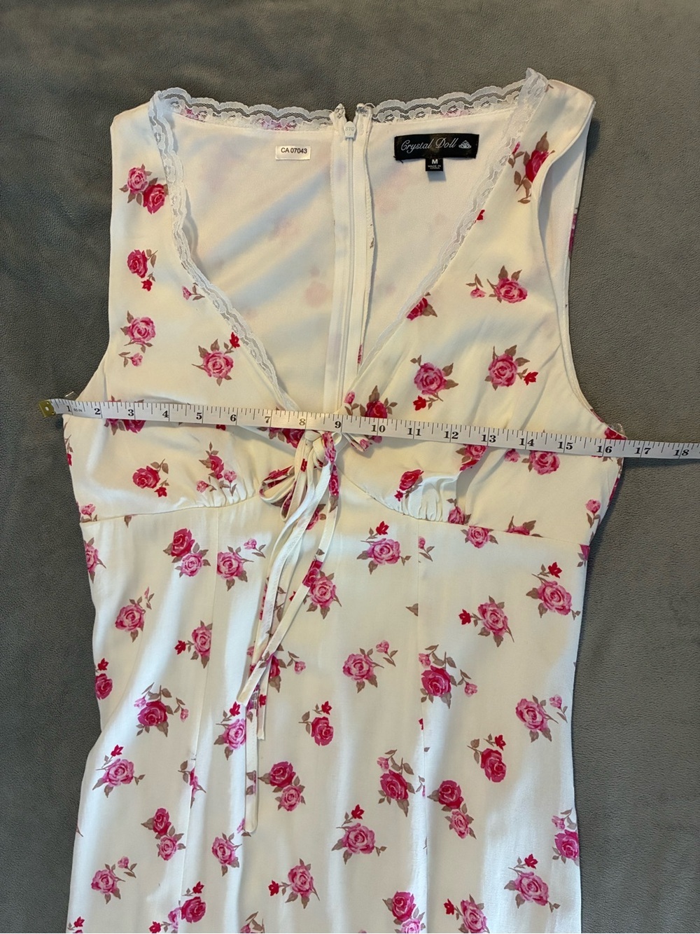 Floral Tie-Front Maxi Dress in White with Pink Roses Cottagecore - Picture 12 of 14